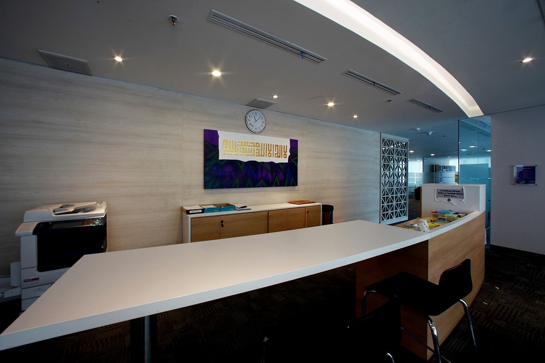 Интерьер офиса недвижимости